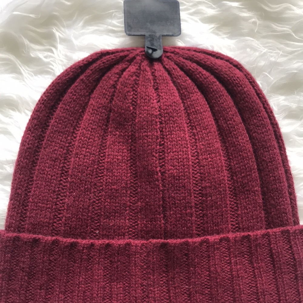 Brand New Polo Ralph Lauren Maroon Knit 50% Wool Beanie Hat - Picture 7 of 10